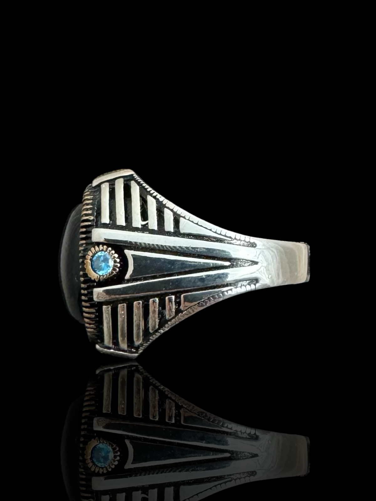 Men’s Sterling Silver Oval Onyx Ring