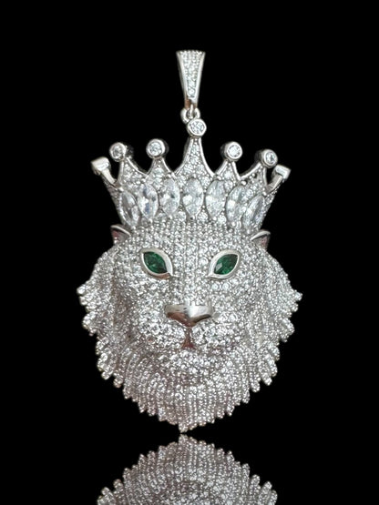 Green Stone Lion Silver Men’s Pendant