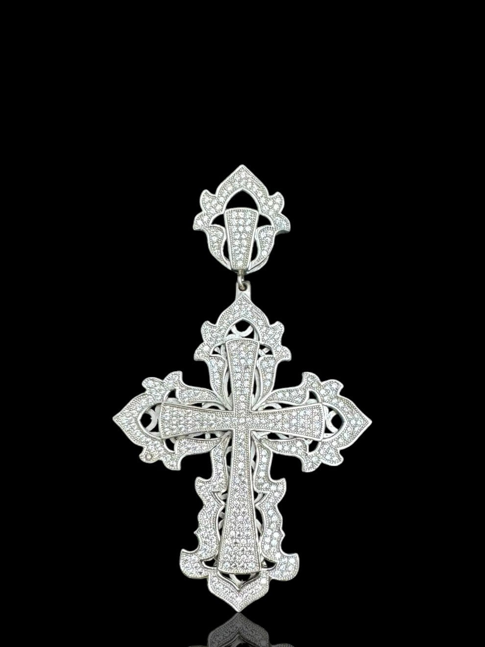 Unique Design Silver Cross Pendant