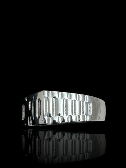 Silver Dad Ring – Meaningful Father’s Ring, Classic Men’s Jewelry