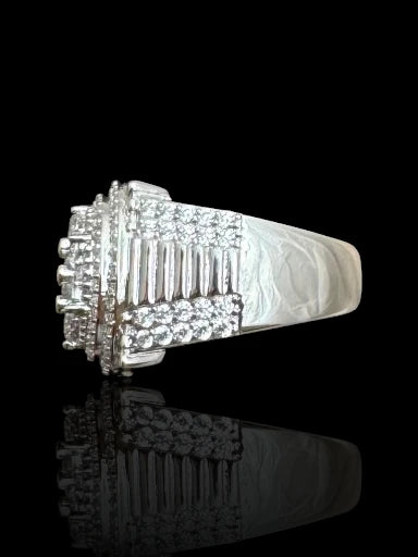 Round CZ Design Men’s Silver Ring