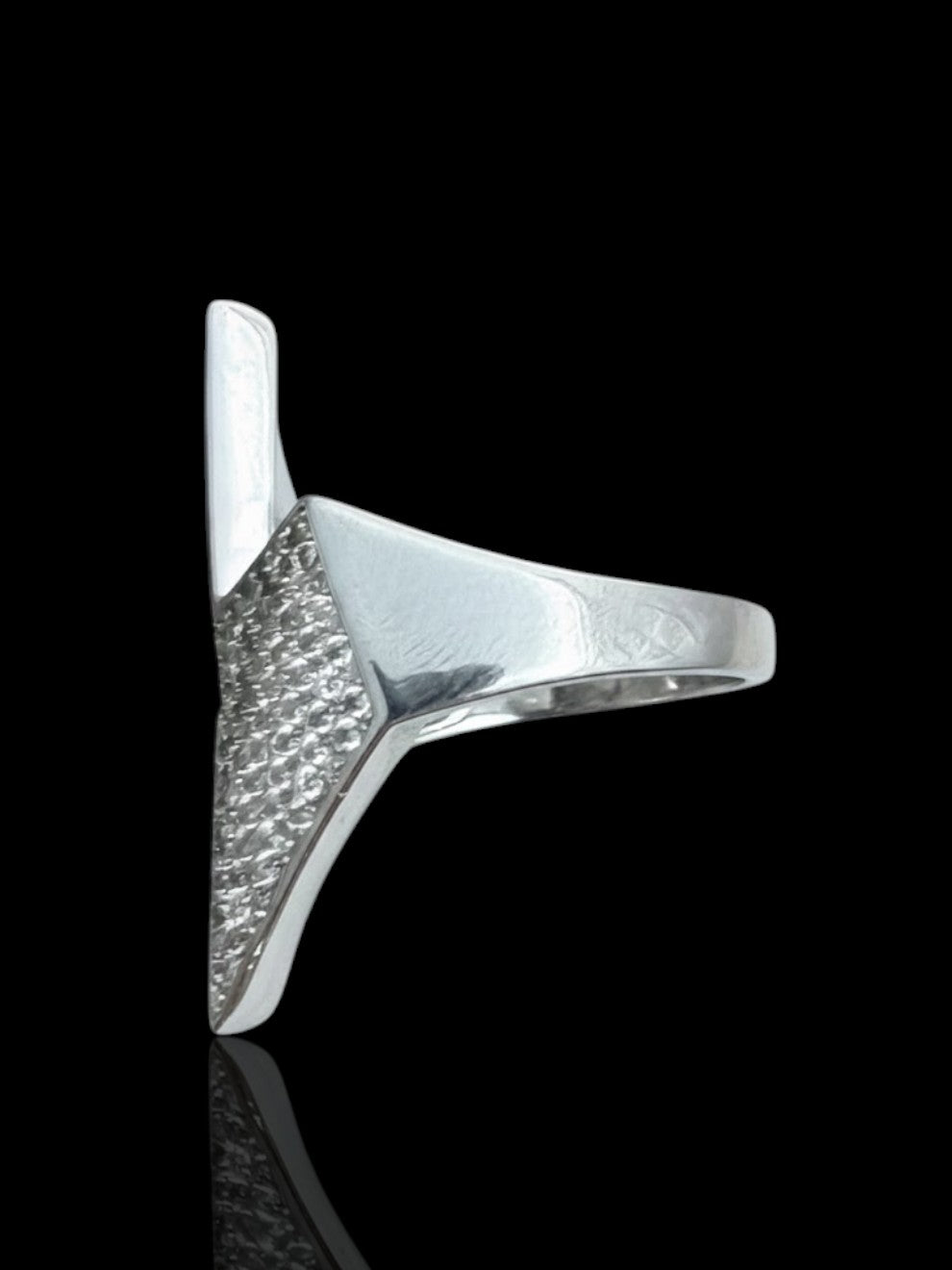 Men’s Lightning Symbol CZ Stone Silver Ring