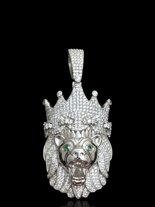 Crowned Lion Silver Men’s Pendant